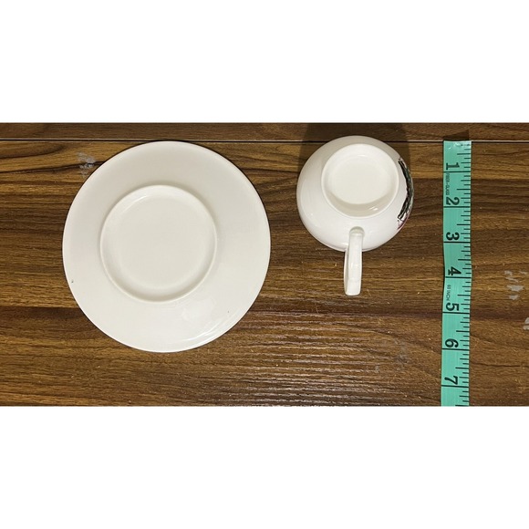 Hendrick's Gin Collectable Tea Cup And Saucer Set rare - Picture 13 of 14